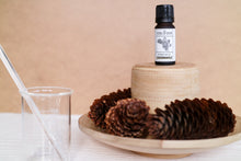 Lade das Bild in den Galerie-Viewer, Ätherisches Zedernholz-Öl, 10ml